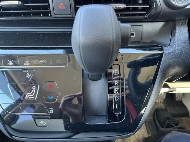 デイズ Ｘ　エマージェンシーブレーキ☆純正ＣＤデッキ☆アイドリングストップ☆ＬＥＤヘッドライト☆車線逸脱警報☆バックカメラ☆ふらつき警報☆タイヤアングルガイド☆センターテーブル☆ＵＳＢポート☆ＩＳＯＦＩＸ対応☆（18枚目）