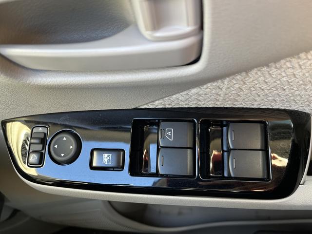 デイズ Ｘ　エマージェンシーブレーキ☆純正ＣＤデッキ☆アイドリングストップ☆ＬＥＤヘッドライト☆車線逸脱警報☆バックカメラ☆ふらつき警報☆タイヤアングルガイド☆センターテーブル☆ＵＳＢポート☆ＩＳＯＦＩＸ対応☆（25枚目）