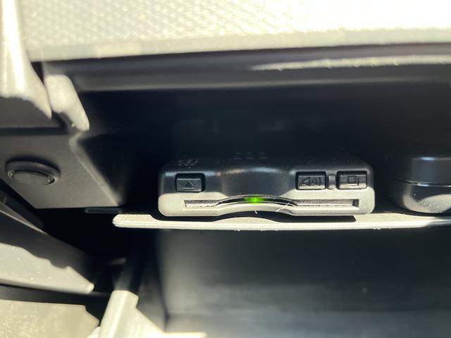 タフト Ｇ　クロムベンチャー　バックカメラ☆ＤＶＤ再生可☆Ｂｌｕｅｔｏｏｔｈオーディオ☆フルセグＴＶ☆ＲＢＳ☆ＬＥＤヘッドライト☆オートライト☆横滑り防止☆アイドリングストップ☆Ｗシートヒーター☆電子パーキングブレーキ☆（33枚目）