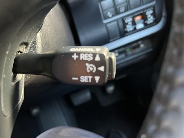 ノア Ｓｉ　ダブルバイビーＩＩＩ　純正ＳＤナビ☆フルセグＴＶ☆ＬＥＤヘッドライト☆オートライト☆Ｂｌｕｅｔｏｏｔｈオーディオ☆前後ドラレコ☆車線逸脱警報☆クリアランスソナー☆ハーフレザー調シート☆ＩＳＯＦＩＸ対応☆オートハイビーム☆（27枚目）