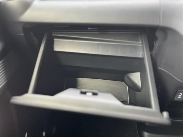 N-BOXスラッシュ G・Lインテリアカラーパッケージ 社外SDナビ☆フルセグTV☆Bluetoothオーディオ☆バックカメラ☆DVD再生可☆Wシートヒーター☆HIDヘッドライト☆オートライト☆横滑り防止☆電動パーキングブレーキ☆USBポート×2☆(29枚目)