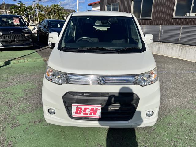 ワゴンRスティングレー T HIDヘッドライト☆オートライト☆横滑り防止☆フォグランプ☆アームレスト☆アイドリングストップ☆バックカメラ☆Wライト付バニティミラー☆ISOFIX対応☆RBS☆チルトステアリング☆シートリフター☆(3枚目)