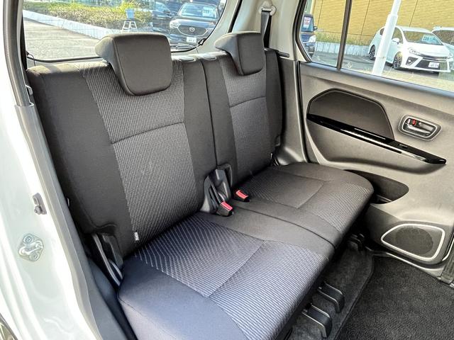 ワゴンRスティングレー T HIDヘッドライト☆オートライト☆横滑り防止☆フォグランプ☆アームレスト☆アイドリングストップ☆バックカメラ☆Wライト付バニティミラー☆ISOFIX対応☆RBS☆チルトステアリング☆シートリフター☆(10枚目)