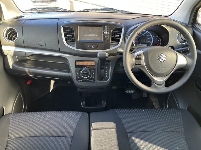 ワゴンRスティングレー T HIDヘッドライト☆オートライト☆横滑り防止☆フォグランプ☆アームレスト☆アイドリングストップ☆バックカメラ☆Wライト付バニティミラー☆ISOFIX対応☆RBS☆チルトステアリング☆シートリフター☆(16枚目)