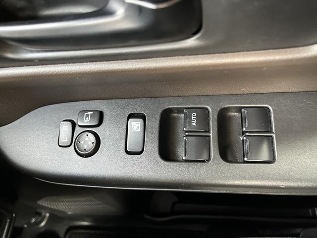 スペーシア ハイブリッドＸ　社外メモリーナビ☆バックカメラ☆Ｂｌｕｅｔｏｏｔｈオーディオ☆Ｗシートヒーター☆ＬＥＤヘッドライト☆車線逸脱警報☆横滑り防止☆アイドリングストップ☆オットマン☆オートライト☆サーキュレーター☆（32枚目）