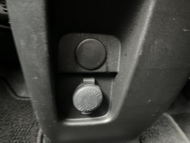 スペーシア ハイブリッドＸ　社外メモリーナビ☆バックカメラ☆Ｂｌｕｅｔｏｏｔｈオーディオ☆Ｗシートヒーター☆ＬＥＤヘッドライト☆車線逸脱警報☆横滑り防止☆アイドリングストップ☆オットマン☆オートライト☆サーキュレーター☆（33枚目）