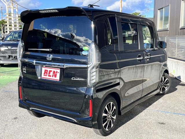 Ｎ－ＢＯＸカスタム Ｇ・Ｌホンダセンシング　Ｂｌｕｅｔｏｏｔｈオーディオ☆ワンセグＴＶ☆バックカメラ☆ＤＶＤ再生可☆横滑り防止☆車線逸脱警報☆先行車発進アラーム☆レーンキープアシスト☆ＬＥＤヘッドライト☆フォグランプ☆アームレスト☆（6枚目）