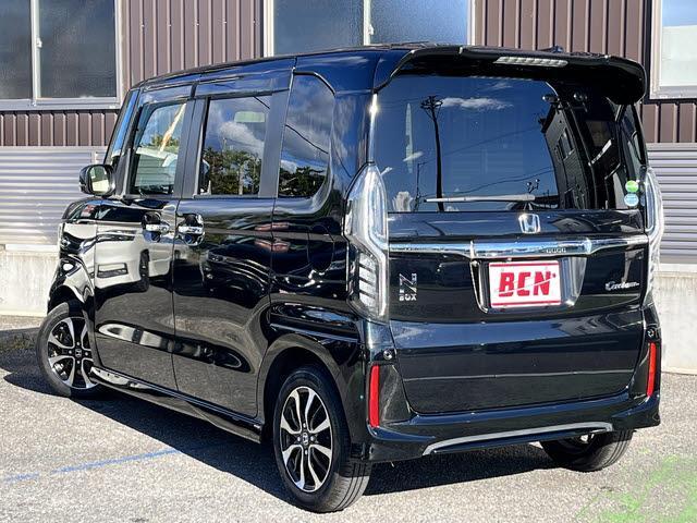 Ｎ－ＢＯＸカスタム Ｇ・Ｌホンダセンシング　Ｂｌｕｅｔｏｏｔｈオーディオ☆ワンセグＴＶ☆バックカメラ☆ＤＶＤ再生可☆横滑り防止☆車線逸脱警報☆先行車発進アラーム☆レーンキープアシスト☆ＬＥＤヘッドライト☆フォグランプ☆アームレスト☆（7枚目）