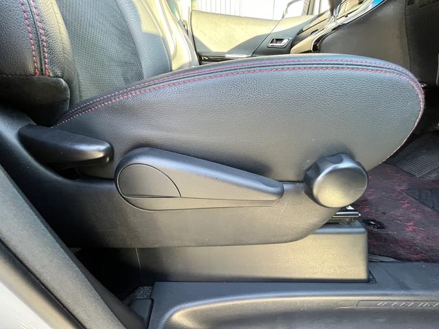 ヴェルファイア 2.4Z ゴールデンアイズII 純正SDナビ☆フルセグTV☆Bluetoothオーディオ☆DVD再生可☆バックカメラ☆HIDヘッドライト☆オートライト☆コーナーセンサー☆前後ドラレコ☆ハーフレザー調シート☆ISOFIX対応☆(13枚目)