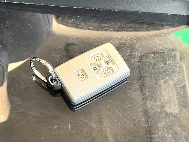 ヴェルファイア 2.4Z ゴールデンアイズII 純正SDナビ☆フルセグTV☆Bluetoothオーディオ☆DVD再生可☆バックカメラ☆HIDヘッドライト☆オートライト☆コーナーセンサー☆前後ドラレコ☆ハーフレザー調シート☆ISOFIX対応☆(34枚目)