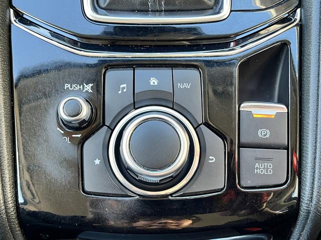 サービス工場完備でアフターも安心♪　資格を持った優秀なメカニックがまごころ込めて整備致します！！安心してカーライフをお楽しみ下さい♪　車検も安い！！安心♪のＢＣＮいわきにお任せ下さい！！