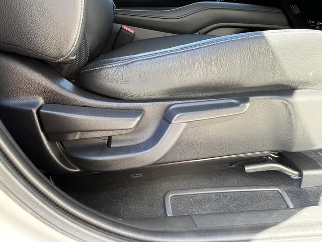 ヴェゼル ハイブリッドZ・ホンダセンシング 純正メモリーナビ☆フルセグTV☆Bluetoothオーディオ☆DVD再生可☆バックカメラ☆LEDヘッドライト☆オートライト☆フォグランプ☆パドルシフト☆シティブレーキシステム☆車線逸脱警報☆(12枚目)