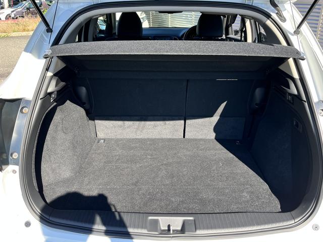 ヴェゼル ハイブリッドZ・ホンダセンシング 純正メモリーナビ☆フルセグTV☆Bluetoothオーディオ☆DVD再生可☆バックカメラ☆LEDヘッドライト☆オートライト☆フォグランプ☆パドルシフト☆シティブレーキシステム☆車線逸脱警報☆(14枚目)