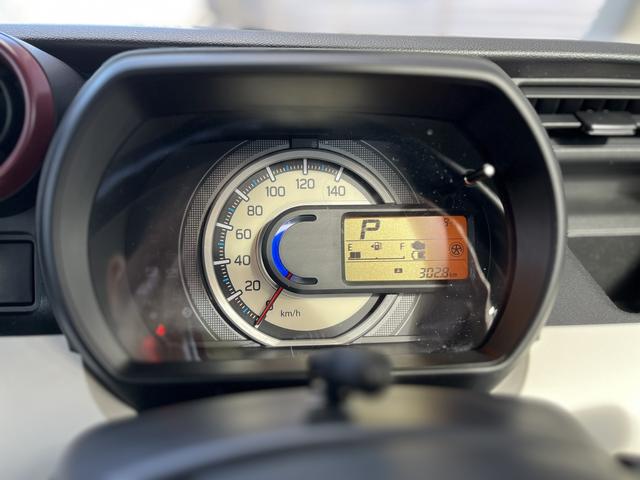 内装は室内清掃後の納車となります♪♪　外装ももちろん洗車後の納車となります！！　プロスタッフがまごころ込めて仕上げます！！