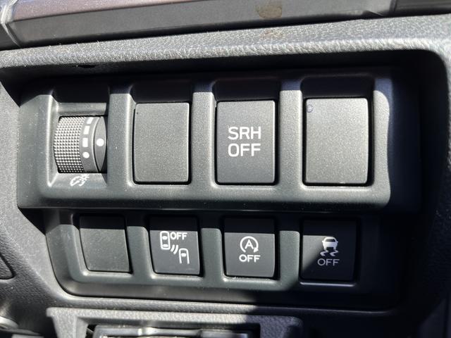 内装は室内清掃後の納車となります♪♪　外装ももちろん洗車後の納車となります！！　プロスタッフがまごころ込めて仕上げます！！