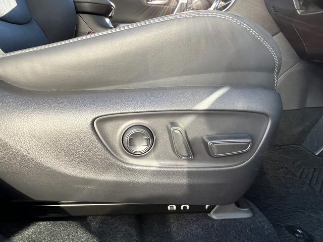 ＲＡＶ４ Ｇ　Ｚパッケージ　純正ディスプレイオーディオ☆フルセグＴＶ☆Ｂｌｕｅｔｏｏｔｈオーディオ☆全方位カメラ☆Ｗシートヒーター☆Ｗシートクーラー☆車線逸脱警報☆プリクラッシュセーフティ☆ＬＥＤヘッドライト☆オートライト☆（13枚目）