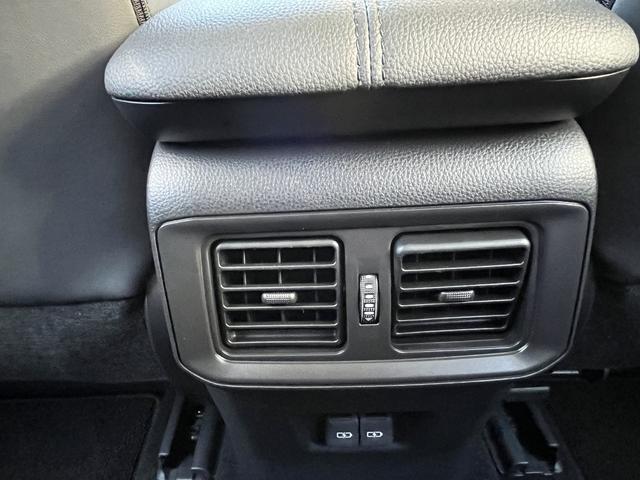 ＲＡＶ４ Ｇ　Ｚパッケージ　純正ディスプレイオーディオ☆フルセグＴＶ☆Ｂｌｕｅｔｏｏｔｈオーディオ☆全方位カメラ☆Ｗシートヒーター☆Ｗシートクーラー☆車線逸脱警報☆プリクラッシュセーフティ☆ＬＥＤヘッドライト☆オートライト☆（15枚目）