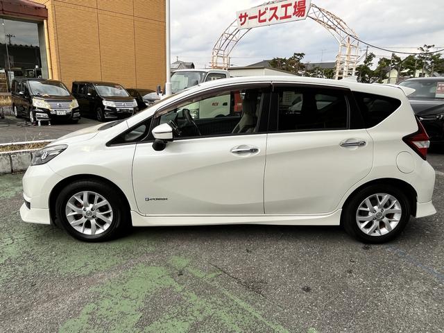 ノート e-パワー メダリスト 純正SDナビ☆フルセグTV☆DVD再生☆Bluetoothオーディオ☆ステリモ☆アラウンドビューカメラ☆エマージェンシーブレーキ☆車線逸脱アラーム☆横滑り防止☆LEDヘッドライト☆フォグランプ☆(4枚目)