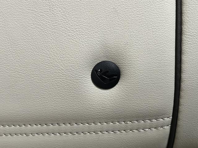 ノート e-パワー メダリスト 純正SDナビ☆フルセグTV☆DVD再生☆Bluetoothオーディオ☆ステリモ☆アラウンドビューカメラ☆エマージェンシーブレーキ☆車線逸脱アラーム☆横滑り防止☆LEDヘッドライト☆フォグランプ☆(33枚目)