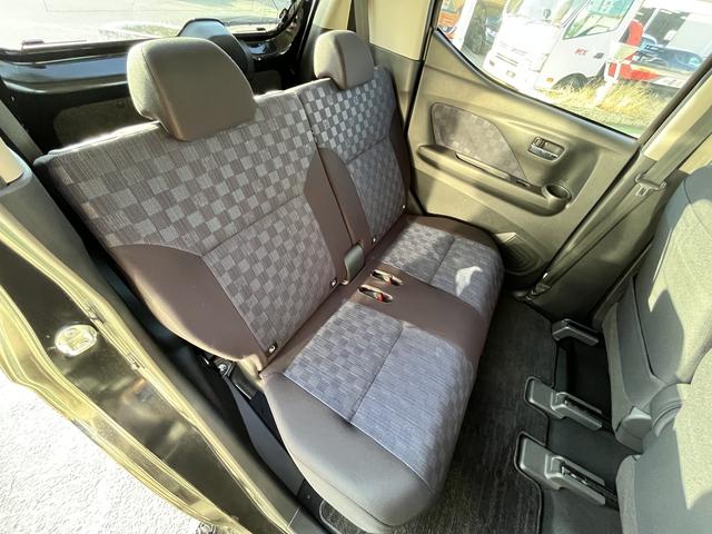 デイズ ハイウェイスター Gターボ 純正9インチナビ☆フルセグTV☆BlueTooth☆ステアリングリモコン☆アラウンドビューモニター☆LEDヘッドライト☆横滑り防止☆斜線逸脱アラーム☆先行車発信アラーム☆フォグランプ☆ISOFIX☆(10枚目)