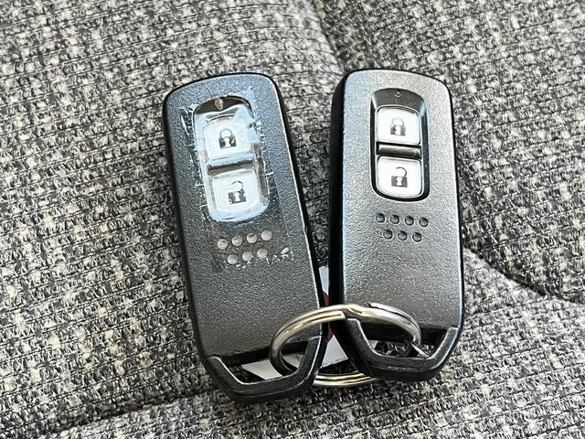 N-BOX Gホンダセンシング 社外メモリーナビ☆追従型クルコン☆ビルトインETC☆横滑り防止☆車線逸脱防止☆衝突軽減ブレーキ☆オートLEDヘッドライト☆BlueToothオーディオ☆バックカメラ☆レーンキープアシスト☆フルセグTV(30枚目)