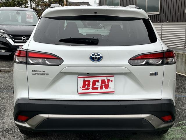 カローラクロス ハイブリッド　Ｚ　純正ディスプレイオーディオナビ☆全方位カメラ☆Ｂｌｕｅｔｏｏｔｈオーディオ☆ステリモ☆シートヒーター☆ステアリングヒーター☆追従型クルコン☆パーキングセンサー☆プリクラッシュセーフティ☆ＥＴＣ２．０☆（9枚目）