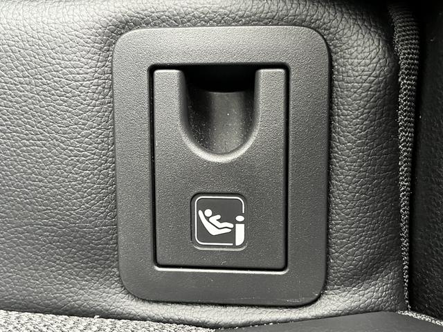 カローラクロス ハイブリッド　Ｚ　純正ディスプレイオーディオナビ☆全方位カメラ☆Ｂｌｕｅｔｏｏｔｈオーディオ☆ステリモ☆シートヒーター☆ステアリングヒーター☆追従型クルコン☆パーキングセンサー☆プリクラッシュセーフティ☆ＥＴＣ２．０☆（37枚目）