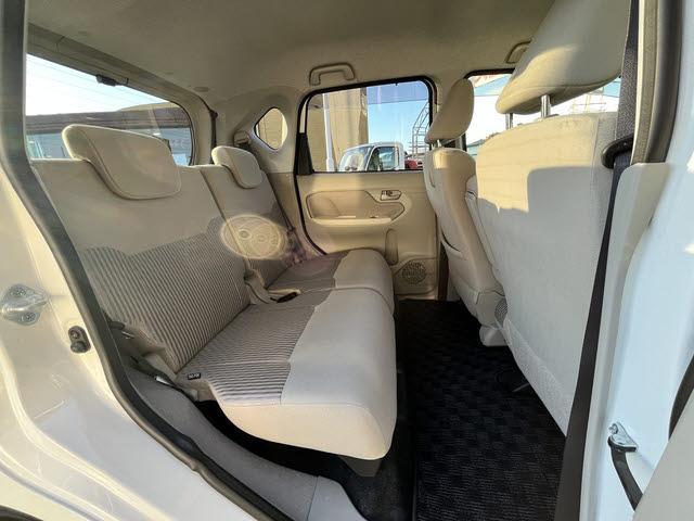 ムーヴ Xターボ 純正CDデッキ☆オートライト☆PWRモード☆横滑り防止☆アイドリングストップ☆Wバニティミラー☆フォグランプ☆オートリトラミラー☆シートリフター☆アームレストコンソール☆スマートキー☆(10枚目)