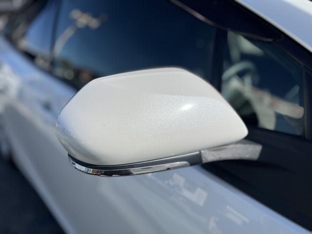 プリウス Ｓセーフティプラス　社外９インチメモリーナビ☆フルセグＴＶ☆Ｂｌｕｅｔｏｏｔｈオーディオ☆バックカメラ☆ＬＥＤヘッドライト☆プリクラッシュセーフティ☆クリアランスソナー☆ヘッドアップディスプレイ☆オートハイビーム☆（9枚目）