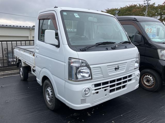 ＮＴ１００クリッパートラック ＧＸ　４ＷＤ　軽トラック　ＡＴ　エアコン　パワーウィンドウ　運転席エアバッグ　助手席エアバッグ　ＣＤ　ミュージックプレイヤー接続可（12枚目）
