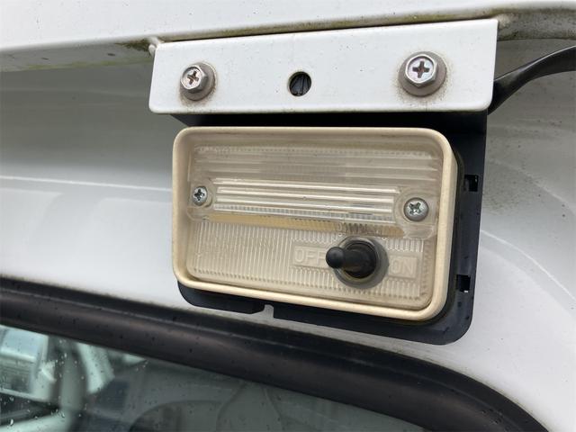 ＮＴ１００クリッパートラック ＧＸ　４ＷＤ　軽トラック　ＡＴ　エアコン　パワーウィンドウ　運転席エアバッグ　助手席エアバッグ　ＣＤ　ミュージックプレイヤー接続可（24枚目）