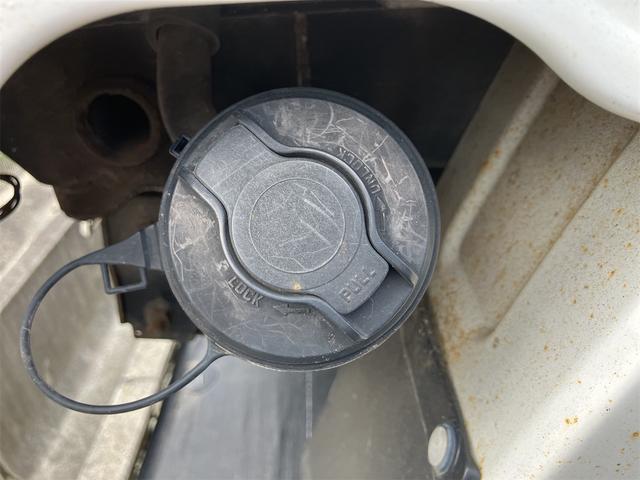 NT100クリッパートラック GX 4WD AT エアコン パワーステアリング パワーウィンドウ 運転席エアバッグ 助手席エアバッグ CD ミュージックプレイヤー接続可(12枚目)