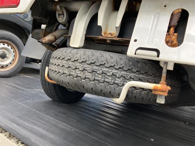 NT100クリッパートラック GX 4WD AT エアコン パワーステアリング パワーウィンドウ 運転席エアバッグ 助手席エアバッグ CD ミュージックプレイヤー接続可(13枚目)