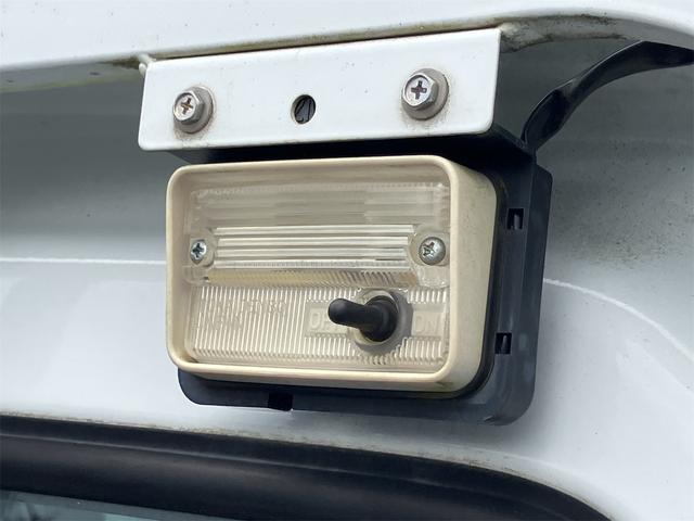 NT100クリッパートラック GX 4WD AT エアコン パワーステアリング パワーウィンドウ 運転席エアバッグ 助手席エアバッグ CD ミュージックプレイヤー接続可(14枚目)