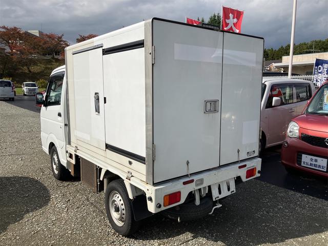 キャリイトラック  4WD 軽トラック MT 衝突被害軽減システム 盗難防止システム アルミホイール エアコン 最大積載量350kg 5速マニュアル車 運転席エアバッグ 助手席エアバッグ パワーステアリング(4枚目)