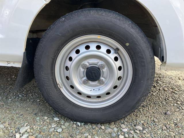 キャリイトラック  4WD 軽トラック MT 衝突被害軽減システム 盗難防止システム アルミホイール エアコン 最大積載量350kg 5速マニュアル車 運転席エアバッグ 助手席エアバッグ パワーステアリング(9枚目)