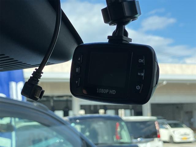 ムーヴ Ｘ　ＳＡＩＩ　４ＷＤ　ドライブレコーダー　クリアランスソナー　衝突被害軽減システム　オートライト　スマートキー　アイドリングストップ　電動格納ミラー　ベンチシート　ＣＶＴ　盗難防止システム　ＡＢＳ　ＥＳＣ　ＵＳＢ（5枚目）