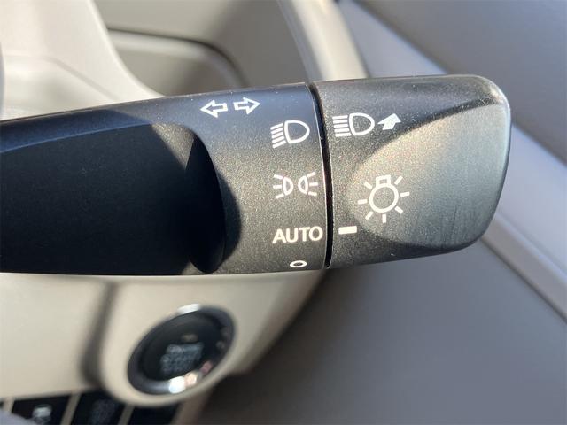 ムーヴ Ｘ　ＳＡＩＩ　４ＷＤ　ドライブレコーダー　クリアランスソナー　衝突被害軽減システム　オートライト　スマートキー　アイドリングストップ　電動格納ミラー　ベンチシート　ＣＶＴ　盗難防止システム　ＡＢＳ　ＥＳＣ　ＵＳＢ（10枚目）