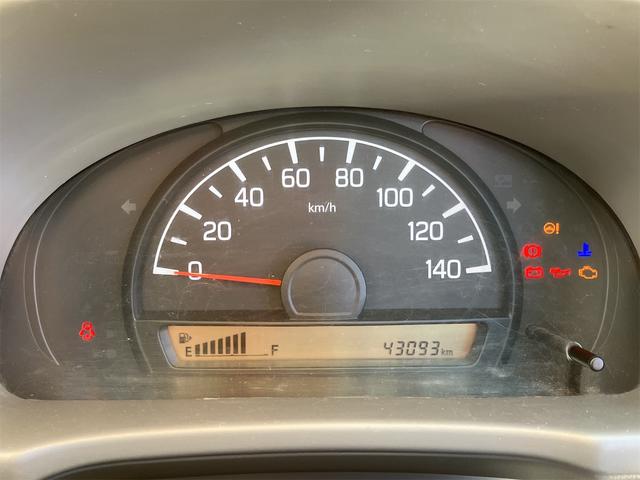 エブリイ ＰＡ　４ＷＤ　ＭＴ　両側スライドドア　エアコン　パワーステアリング　運転席エアバッグ　助手席エアバッグ（17枚目）