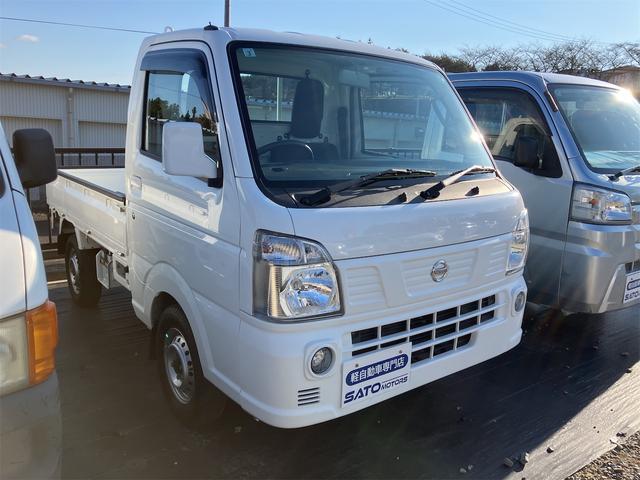 NT100クリッパートラック GX 4WD MT キーレスエントリー エアコン パワーステアリング パワーウィンドウ 運転席エアバッグ 助手席エアバッグ CD(2枚目)