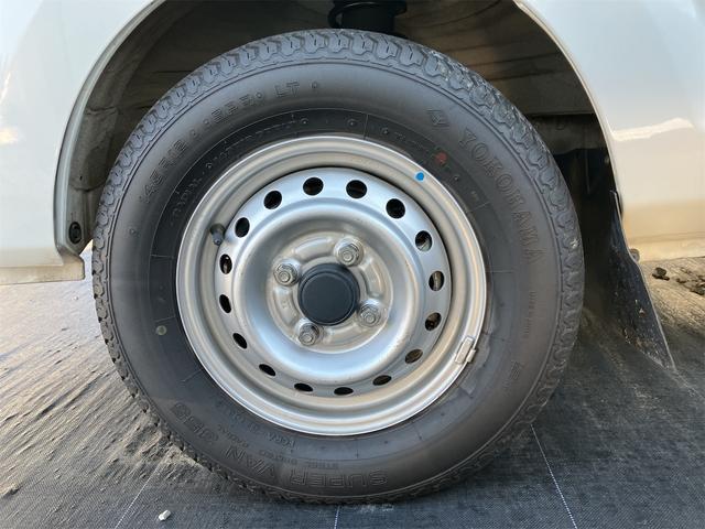 NT100クリッパートラック GX 4WD MT キーレスエントリー エアコン パワーステアリング パワーウィンドウ 運転席エアバッグ 助手席エアバッグ CD(13枚目)