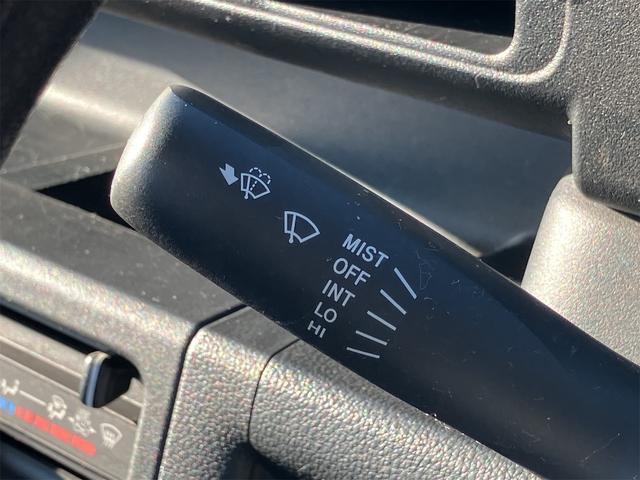 ハイゼットトラック スタンダード 4WD AT エアコン パワーステアリング 運転席エアバッグ オートマチック ドアバイザー 最大積載量350kg 修復歴無し(17枚目)