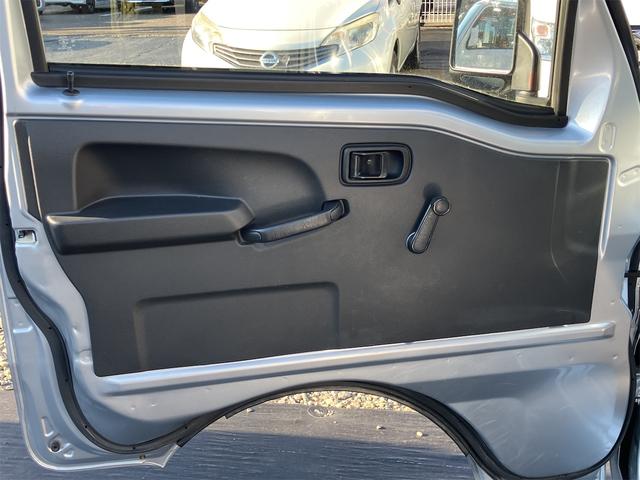 ハイゼットトラック スタンダード 4WD AT エアコン パワーステアリング 運転席エアバッグ オートマチック ドアバイザー 最大積載量350kg 修復歴無し(32枚目)