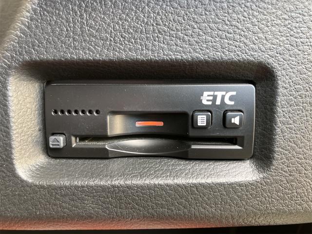 スペーシアカスタムＺ 　４ＷＤ　ＥＴＣ　両側スライド・片側電動　オートクルーズコントロール　オートライト　ＨＩＤ　スマートキー　アイドリングストップ　電動格納ミラー　シートヒーター　ベンチシート　ＣＶＴ　盗難防止システム（5枚目）