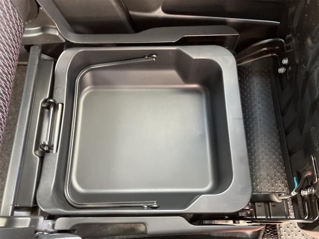 スペーシアカスタムＺ 　４ＷＤ　ＥＴＣ　両側スライド・片側電動　オートクルーズコントロール　オートライト　ＨＩＤ　スマートキー　アイドリングストップ　電動格納ミラー　シートヒーター　ベンチシート　ＣＶＴ　盗難防止システム（33枚目）