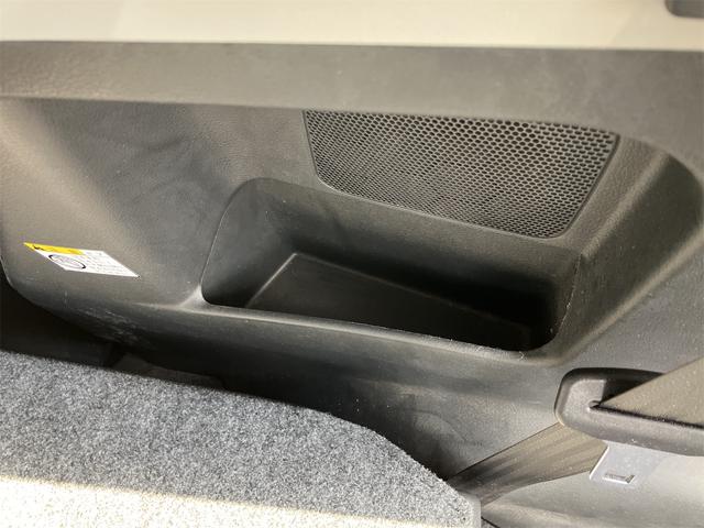 スペーシアカスタムＺ 　４ＷＤ　ＥＴＣ　両側スライド・片側電動　オートクルーズコントロール　オートライト　ＨＩＤ　スマートキー　アイドリングストップ　電動格納ミラー　シートヒーター　ベンチシート　ＣＶＴ　盗難防止システム（38枚目）