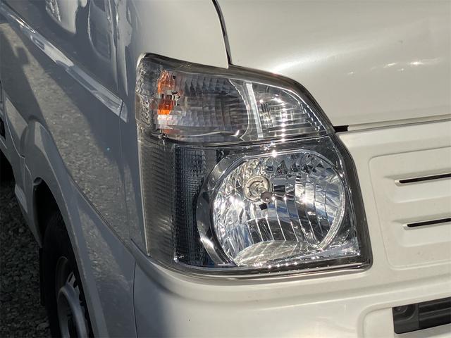 キャリイトラック ＫＣエアコン・パワステ　４ＷＤ　軽トラック　幌　ＭＴ　衝突被害軽減システム　レーンアシスト　オートライト　ＥＳＣ　エアコン　パワーステアリング　運転席エアバッグ　助手席エアバッグ（4枚目）