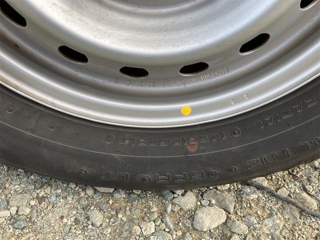 キャリイトラック ＫＣエアコン・パワステ　４ＷＤ　軽トラック　幌　ＭＴ　衝突被害軽減システム　レーンアシスト　オートライト　ＥＳＣ　エアコン　パワーステアリング　運転席エアバッグ　助手席エアバッグ（8枚目）