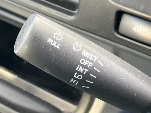 ハイゼットトラック ジャンボ　４ＷＤ　軽トラック　ＭＴ　５速マニュアル車　エアコン　パワーステアリング　パワーウィンドウ　運転席エアバッグ　ドアバイザー（19枚目）