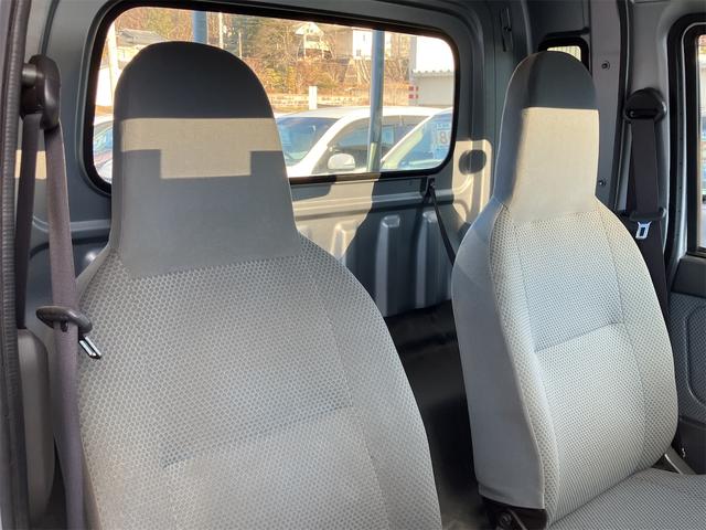 ハイゼットトラック ジャンボ　４ＷＤ　軽トラック　ＭＴ　５速マニュアル車　エアコン　パワーステアリング　パワーウィンドウ　運転席エアバッグ　ドアバイザー（31枚目）